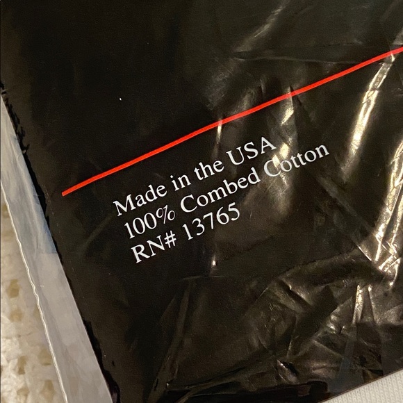 Botany 500 men's vintage white v-neck t-shirts made in the USA Package of 3 - Picture 6 of 6